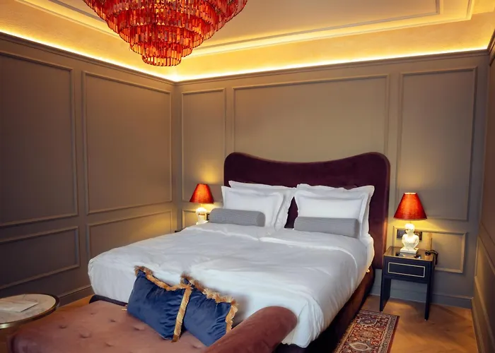 Wonder Hotel 4*