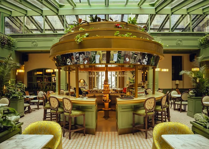 Wonder Hotel 4*